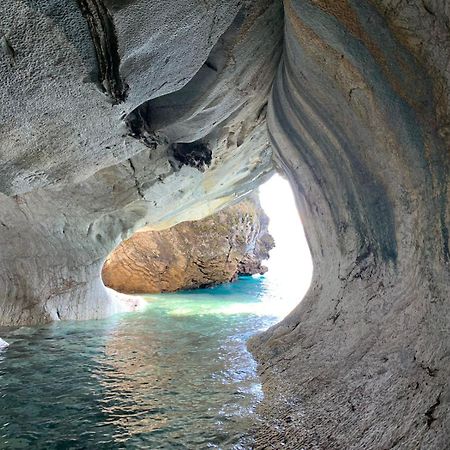 Cabana Cavernas Austral Puerto Sanchez Βίλα Εξωτερικό φωτογραφία