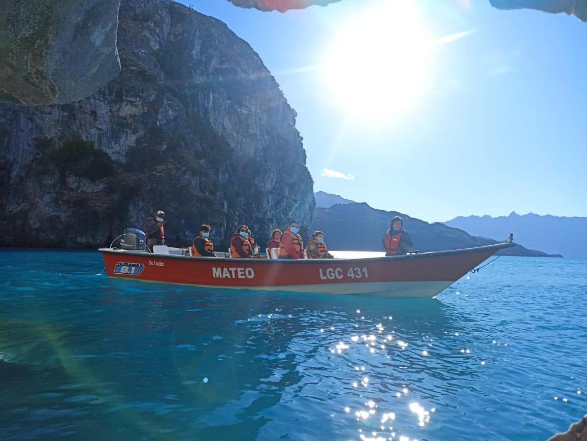 Cabana Cavernas Austral Puerto Sanchez Βίλα Εξωτερικό φωτογραφία